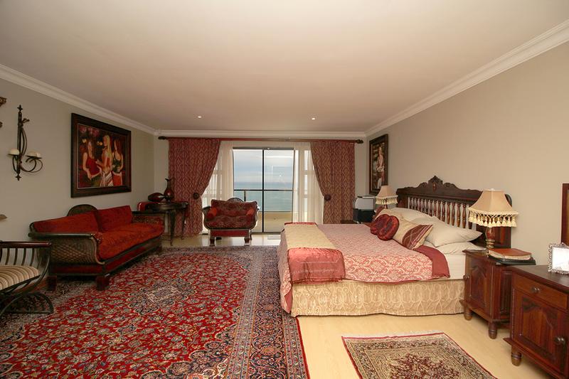 5 Bedroom Property for Sale in Village On Sea Western Cape